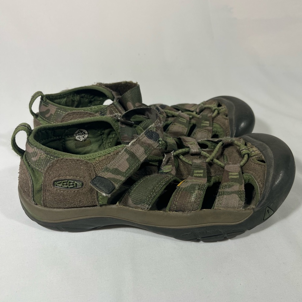 Keen Newport Camo Outdoor Unisex Sandals Comfy Closed Toe Boys Sz 4 Women Sz 7 - Picture 3 of 13